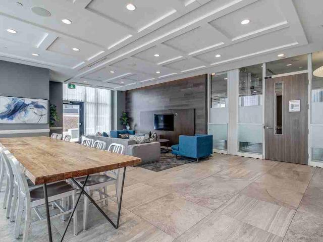 Apartment for rent in Central Erin Mills, Mississauga