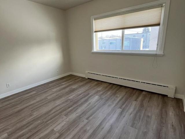 Apartment for rent in Wedgewood, Alberta