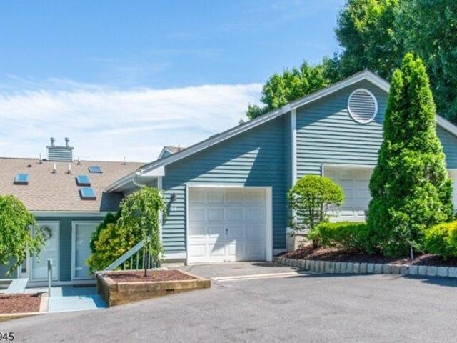 Condo for sale in Clifton