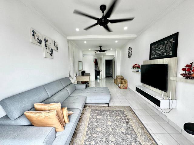 Serviced Residence for sale in Petaling, Subang Jaya