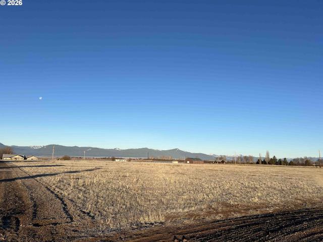 Land for sale in Chiloquin, Klamath County