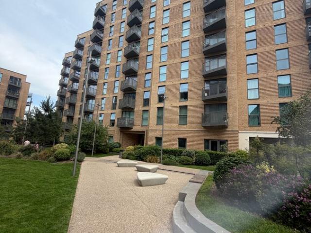Apartment for rent in Slough