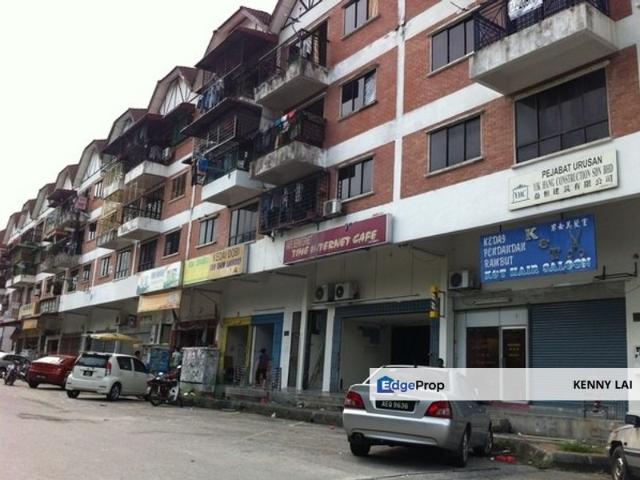 Flat for sale in Kajang, Langat