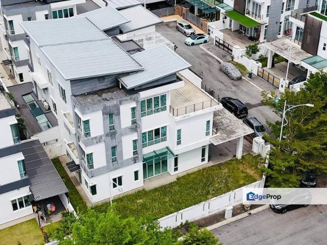 House for sale in Kajang, Langat