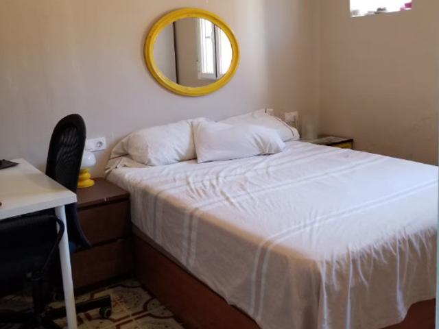 Habitación en alquiler en Cerro-Amate, Sevilla