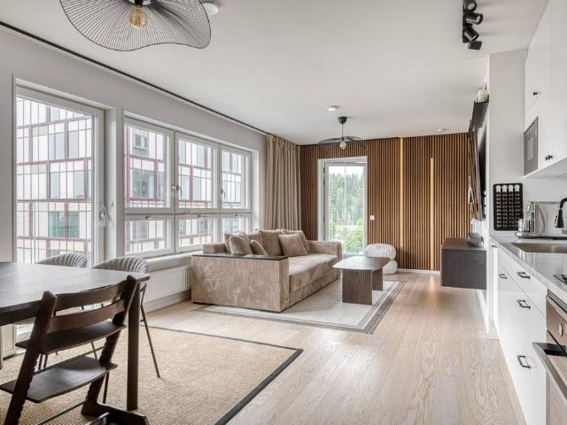 Bostad till salu i Solna, Stockholm