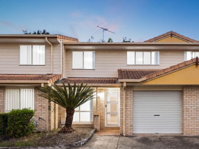 House for rent in Slacks Creek, Greater Brisbane