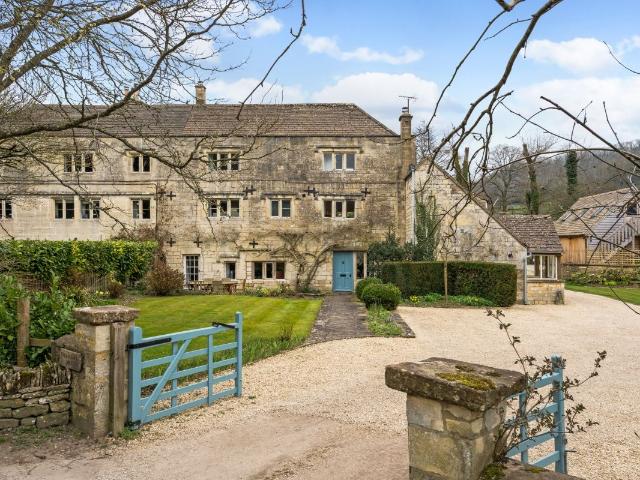House for rent in School House, Gloucestershire