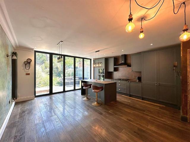 Apartment for rent in Greater London