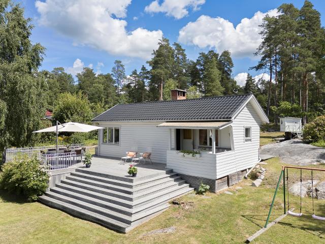 Villa till salu i Ekerö, Stockholm