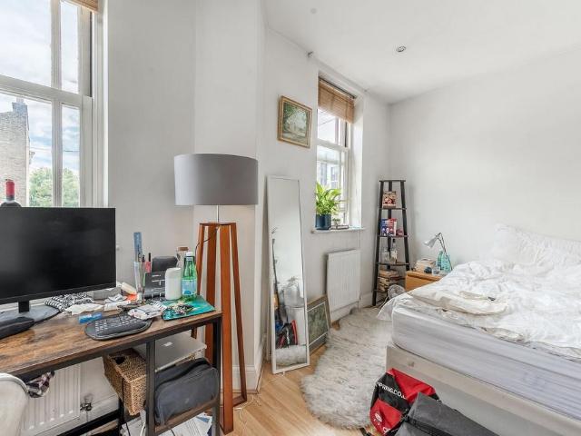 House for rent in Brompton, Greater London