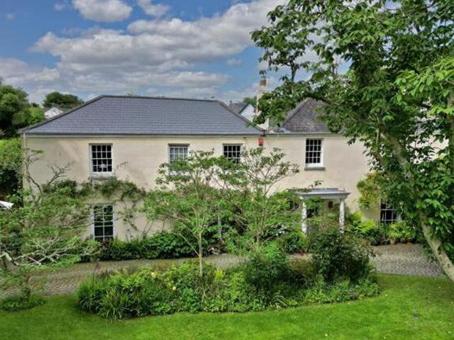 House for sale in Strode, Devon