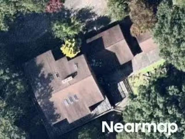 House for sale in Harrisville