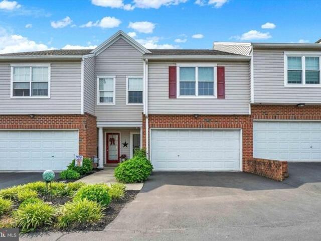 Condo for sale in York