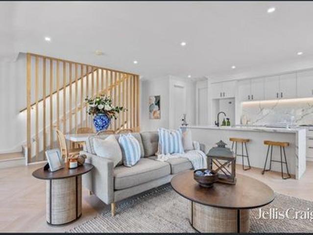 Townhouse for rent in Camerons Creek, Victoria