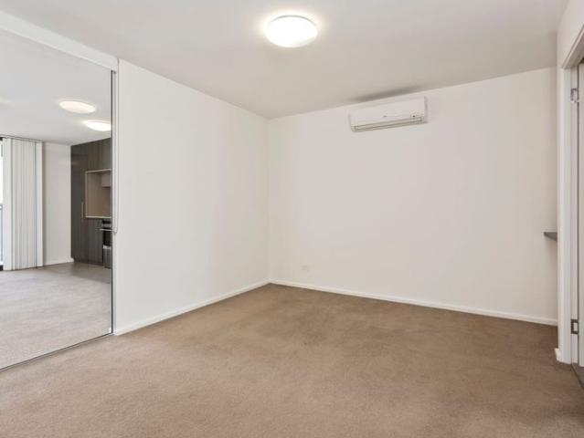 Apartment for rent in Adelaide