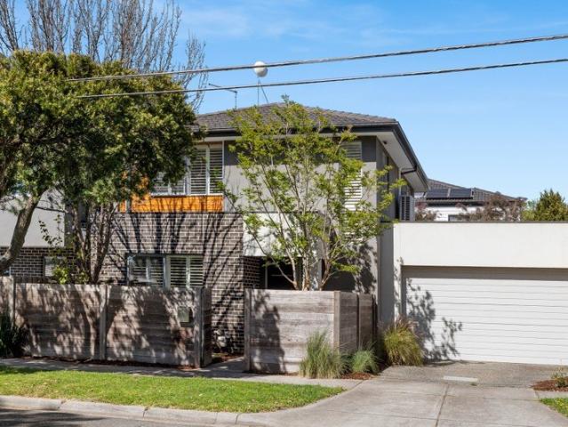 Townhouse for sale in Mentone, Melbourne