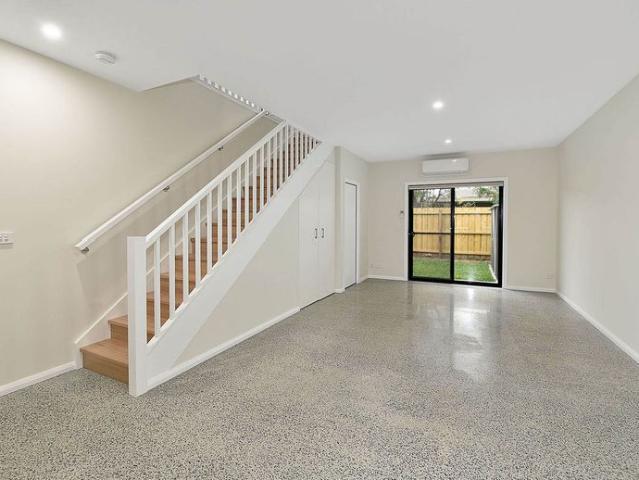 Townhouse for rent in Camerons Creek, Victoria