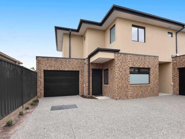 Townhouse for rent in Camerons Creek, Victoria