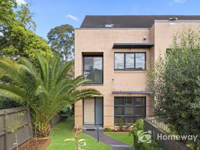 Townhouse for sale in Sydney, New South Wales