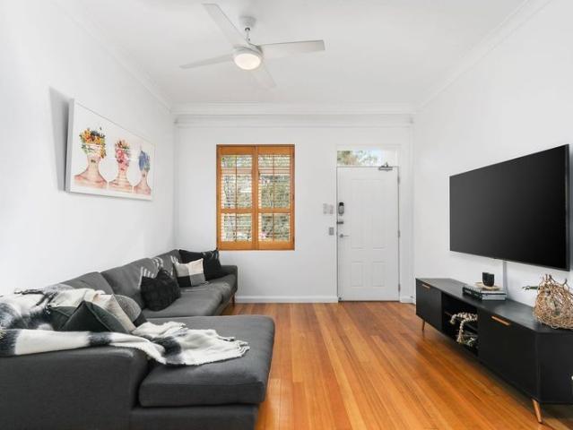 Townhouse for rent in Sydney, New South Wales