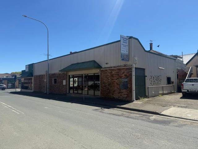 Retail for rent in East Kempsey, New South Wales