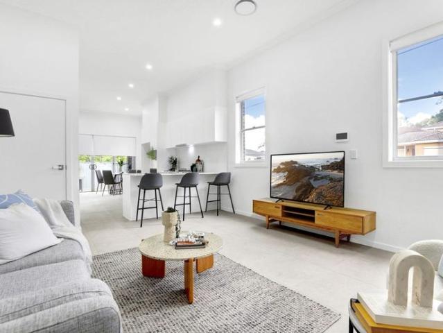 Townhouse for rent in Sydney, New South Wales