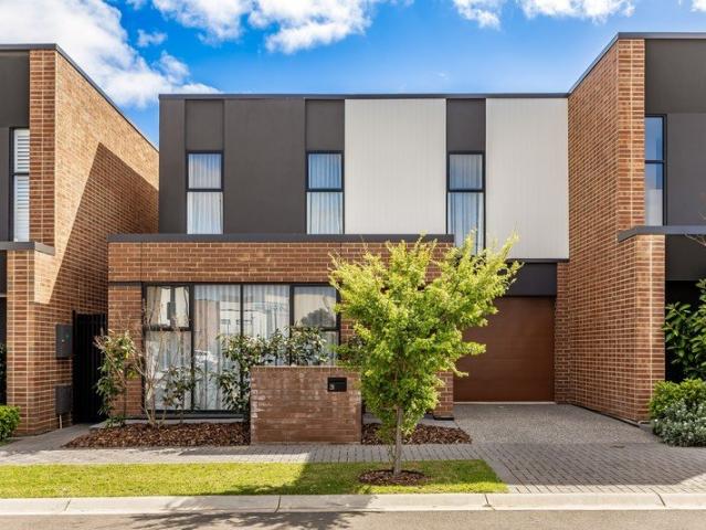Townhouse for sale in Horseshoe Creek, South Australia