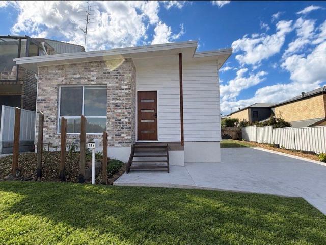 House for rent in Wollongong West, New South Wales