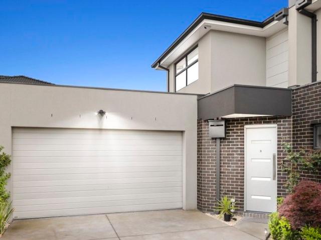 Townhouse for sale in Clayton, Victoria