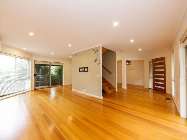 Townhouse for rent in Camerons Creek, Victoria