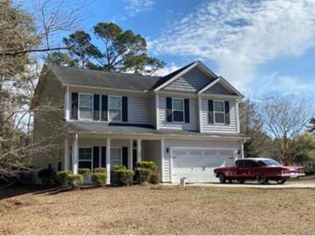 House for sale in Summerville