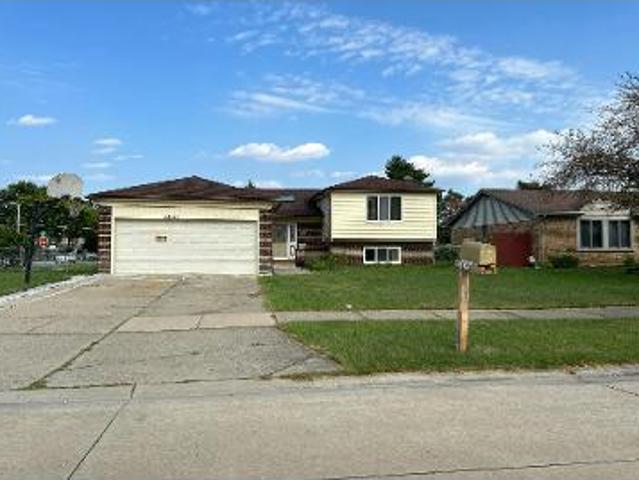 House for sale in Sterling Heights