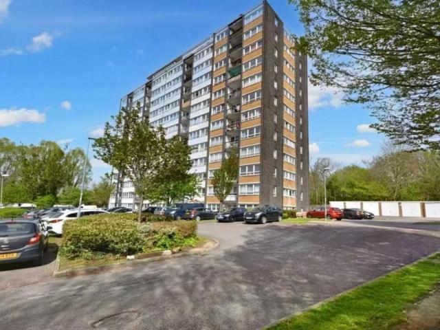 Apartment for rent in Gidea Park, Greater London