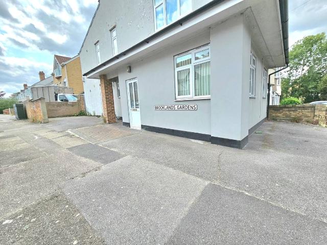 House for rent in Gidea Park, Greater London