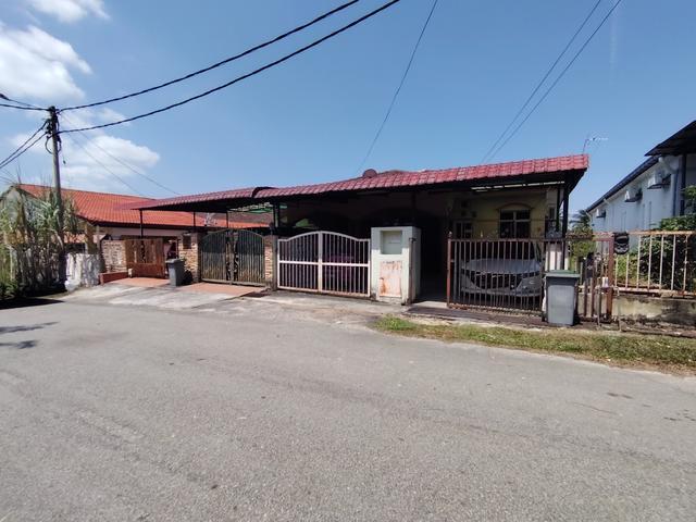 Residential House for sale in Sendayan Village, Negeri Sembilan