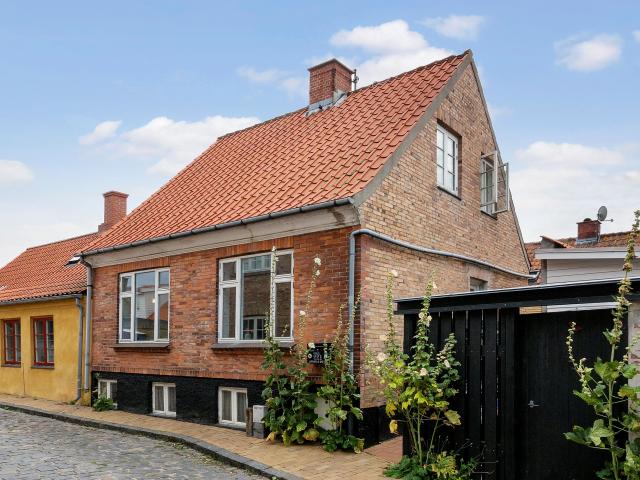 Villa til salg i Rønne, Brøndby