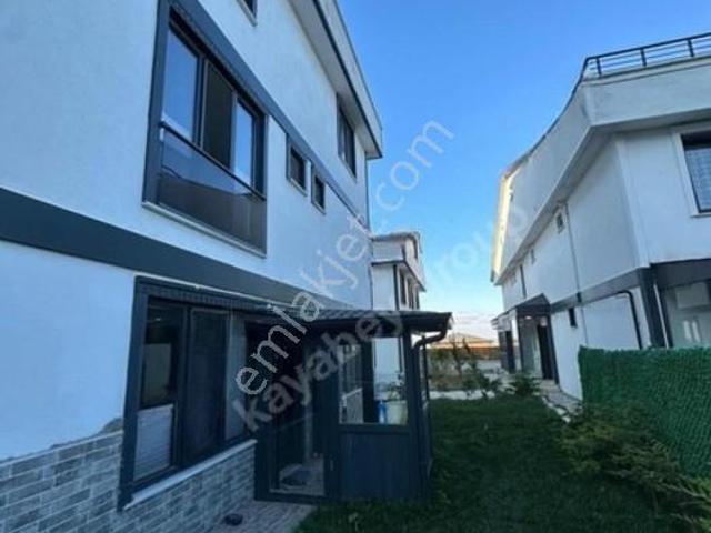 Çanta Sancaktepe Mahallesi, Silivri içerisinde kiralık Villa