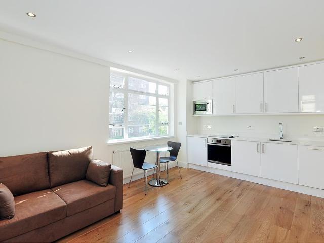 Apartment for rent in Chelsea, Greater London