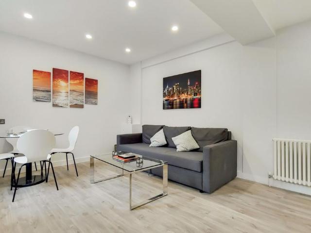 House for rent in Chelsea, Greater London