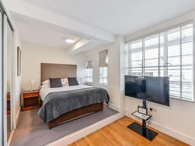 House for rent in Chelsea, Greater London