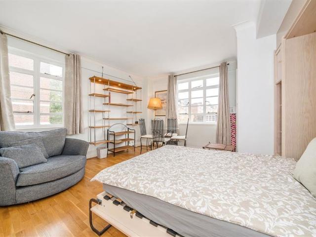 Studio for rent in Royal Borough of Kensington and Chelsea, Greater London