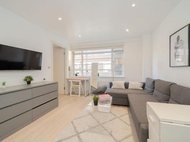 Apartment for rent in Chelsea, Greater London