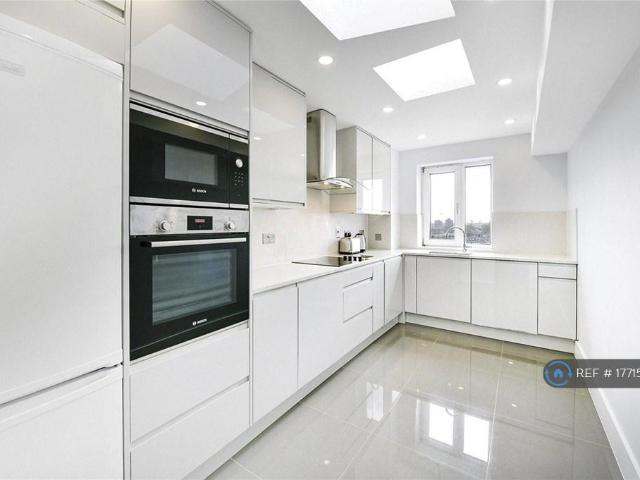 House for rent in Chelsea, Greater London