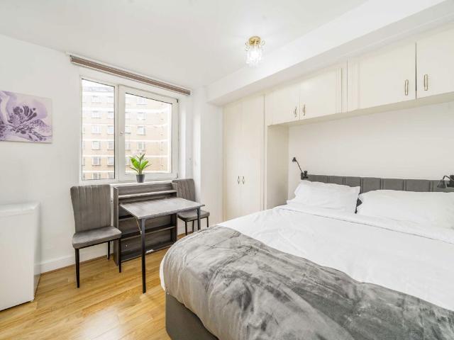 Studio for rent in Chelsea, Greater London