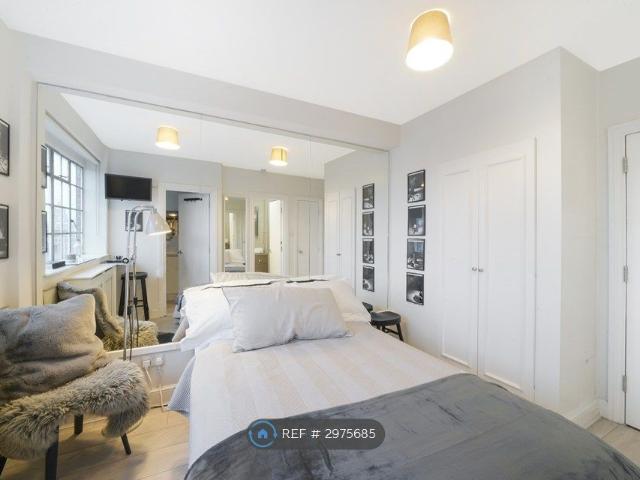 Studio for rent in Chelsea, Greater London