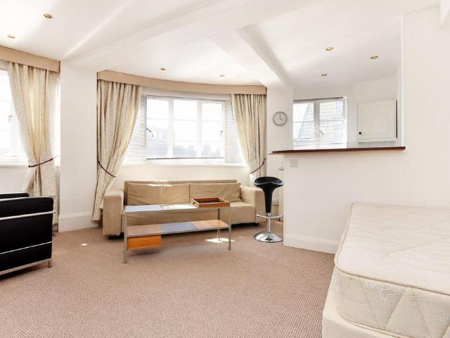 House for rent in Chelsea, Greater London