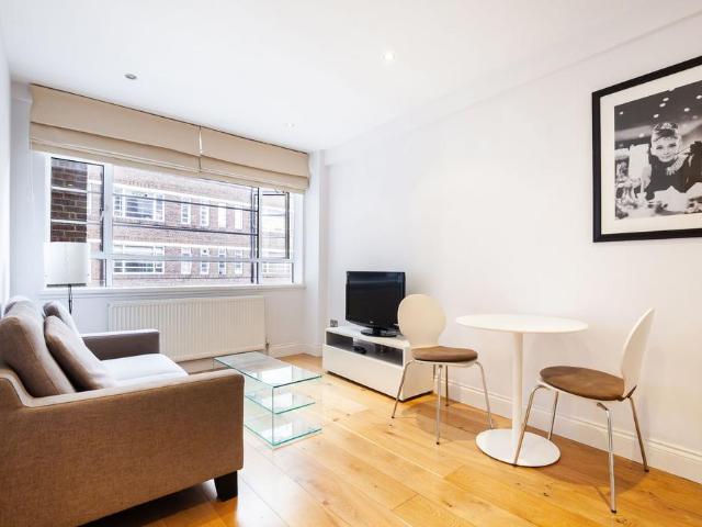 Apartment for rent in Chelsea, Greater London