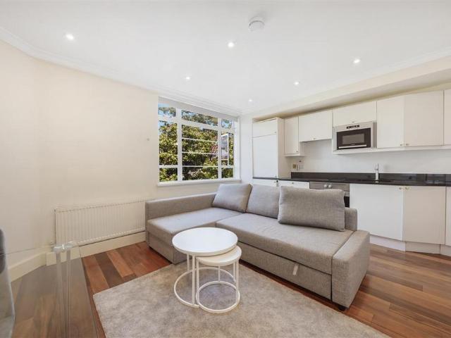 House for rent in Chelsea, Greater London