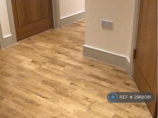 Apartment for rent in Carshalton Beeches, Greater London